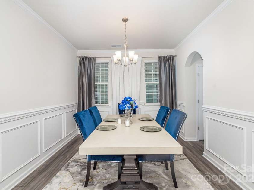 16200 Winfield Hall Drive, Charlotte, NC 28273.  MLS# CAR4237353, YatesRealty ID 19449. Formal Dining Room