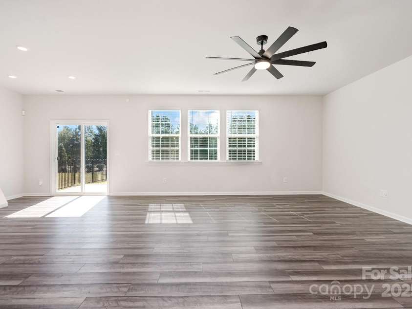 16200 Winfield Hall Drive, Charlotte, NC 28273.  MLS# CAR4313979, YatesRealty ID 19449. 