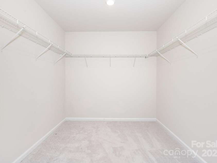 16200 Winfield Hall Drive, Charlotte, NC 28273.  MLS# CAR4313979, YatesRealty ID 19449. 