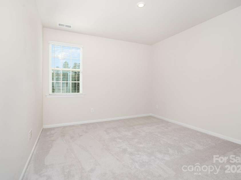 16200 Winfield Hall Drive, Charlotte, NC 28273.  MLS# CAR4313979, YatesRealty ID 19449. 