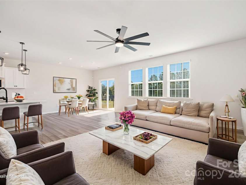 16200 Winfield Hall Drive, Charlotte, NC 28273.  MLS# CAR4313979, YatesRealty ID 19449. Virtually staged