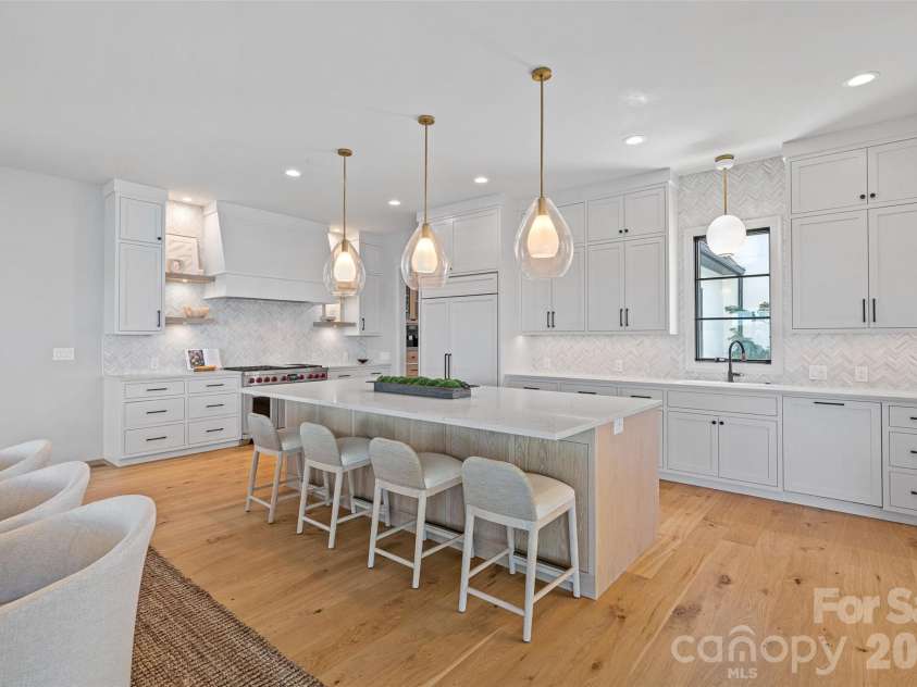 17811 Largo Place, Cornelius, NC 28031.  MLS# CAR4305488, YatesRealty ID 1945. 