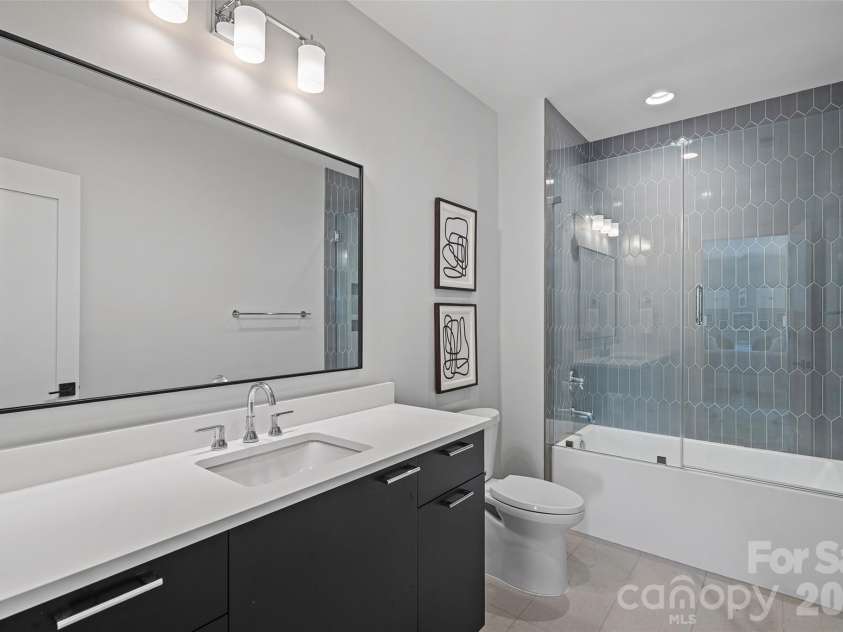 17811 Largo Place, Cornelius, NC 28031.  MLS# CAR4305488, YatesRealty ID 1945. 