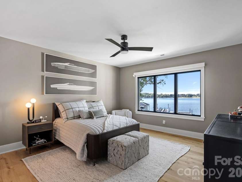 17811 Largo Place, Cornelius, NC 28031.  MLS# CAR4428601, YatesRealty ID 1945. Bedroom 2 w/ Private Ensuite