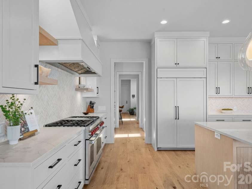 17811 Largo Place, Cornelius, NC 28031.  MLS# CAR4428601, YatesRealty ID 1945. Designer Appointments Throughout