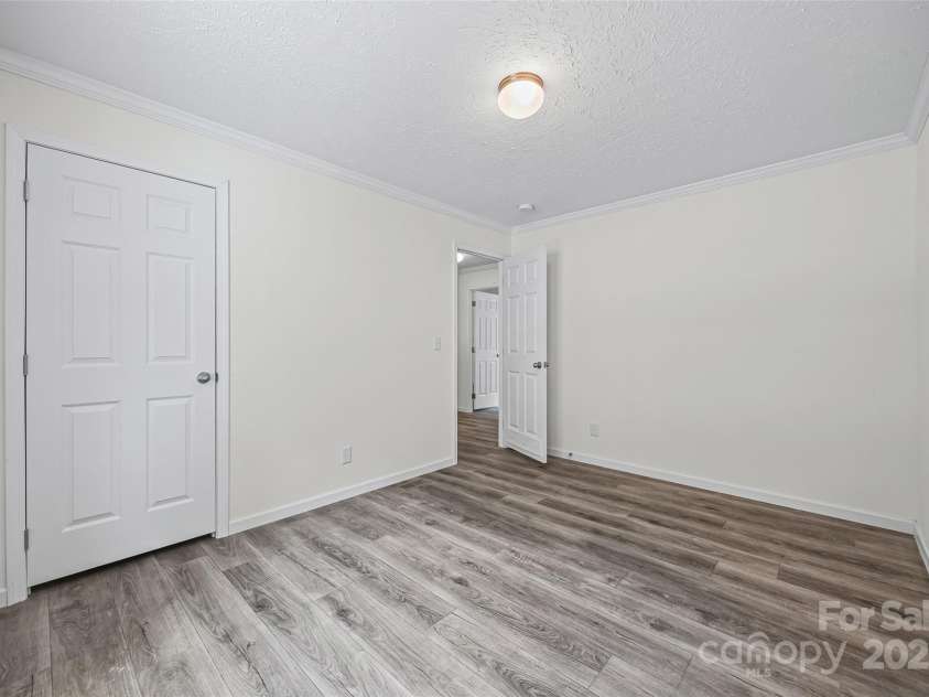 2025 Kisatchie Drive, Hickory Grove, SC 29717.  MLS# CAR4305487, YatesRealty ID 1945. 