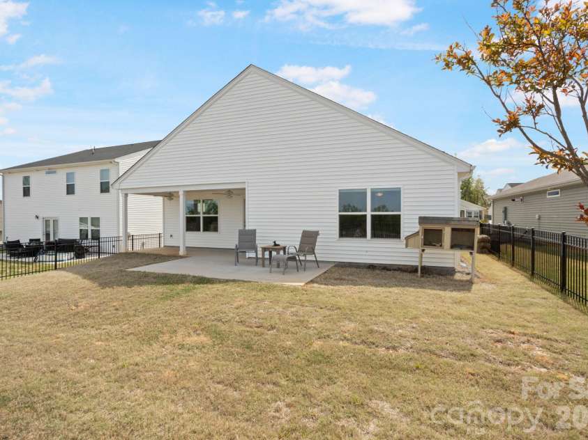 116 Ella Lane, Easley, SC 29640.  MLS# CAR4379066, YatesRealty ID 19450. 