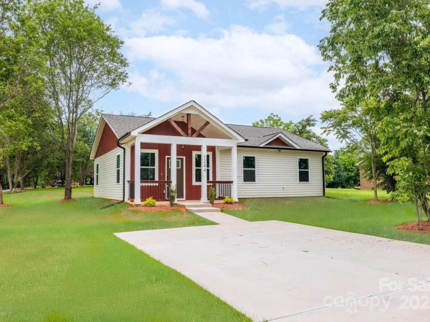 1244 Bob Falls Road, Shelby, NC 28150.  MLS# CAR4258551, YatesRealty ID 19450. 