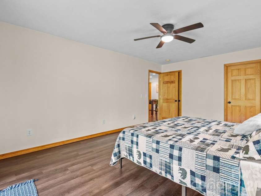 965 Winterstar Loop, Burnsville, NC 28714.  MLS# CAR4379086, YatesRealty ID 19451. 