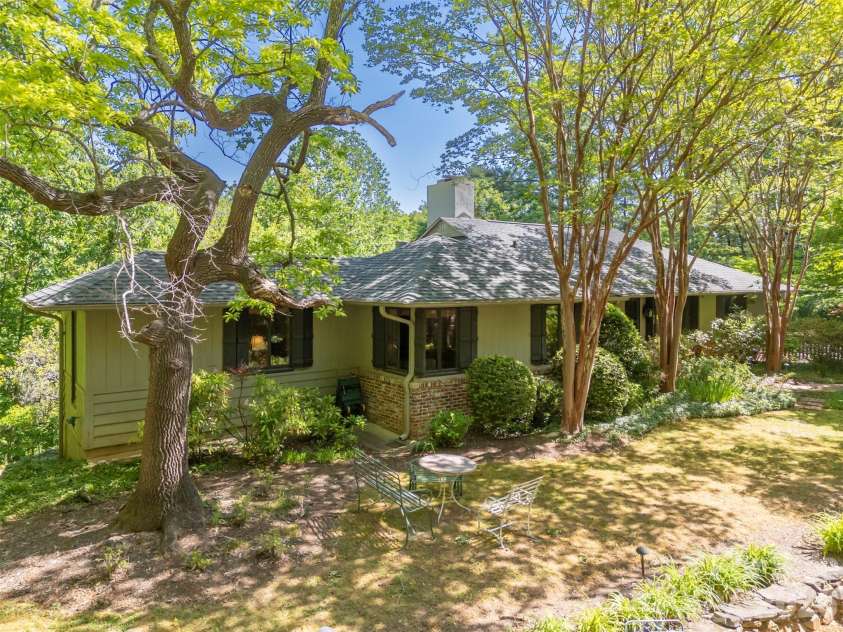 484 Sourwood Ridge Road, Tryon, NC 28782.  MLS# CAR4379103, YatesRealty ID 19452. 