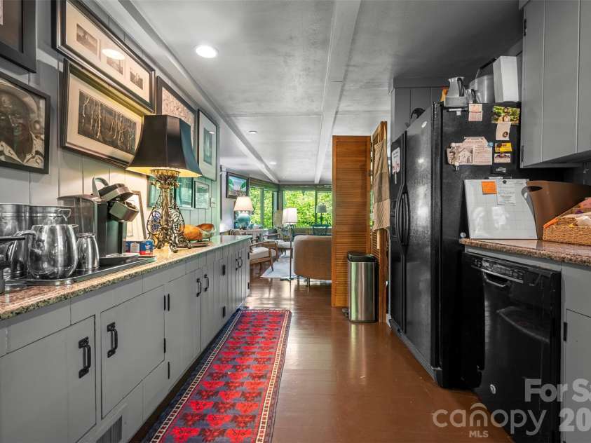 484 Sourwood Ridge Road, Tryon, NC 28782.  MLS# CAR4379103, YatesRealty ID 19452. 