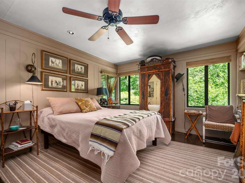 484 Sourwood Ridge Road, Tryon, NC 28782.  MLS# CAR4379103, YatesRealty ID 19452. 
