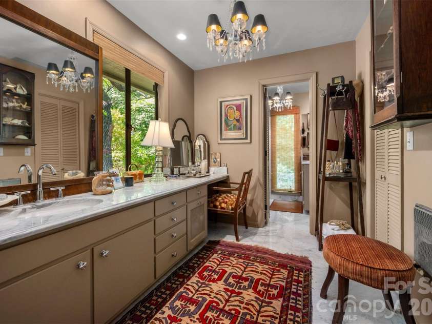 484 Sourwood Ridge Road, Tryon, NC 28782.  MLS# CAR4379103, YatesRealty ID 19452. 