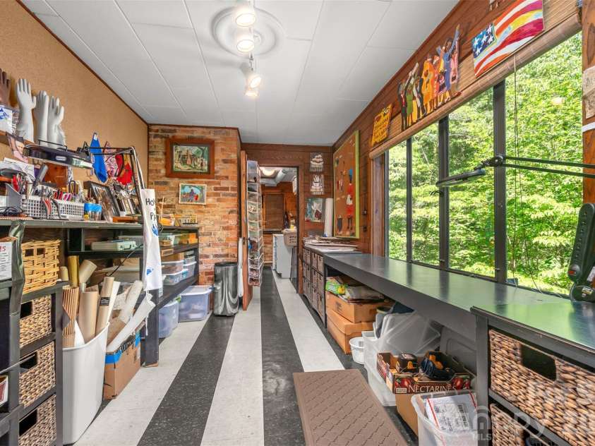484 Sourwood Ridge Road, Tryon, NC 28782.  MLS# CAR4379103, YatesRealty ID 19452. 
