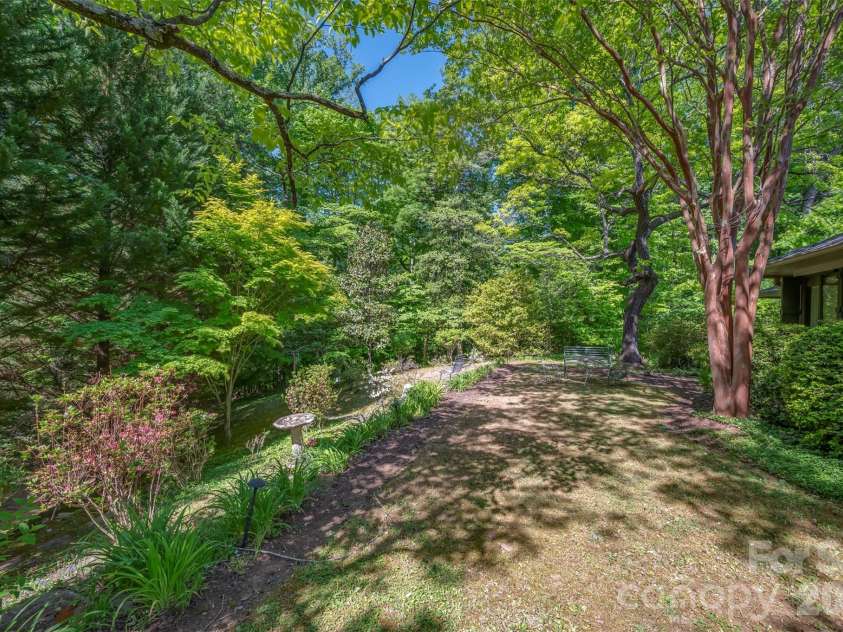 484 Sourwood Ridge Road, Tryon, NC 28782.  MLS# CAR4379103, YatesRealty ID 19452. 