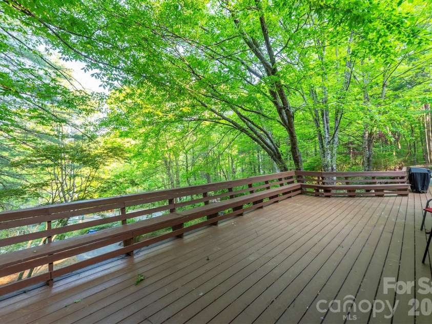 58 Ballantree Drive, Asheville, NC 28803.  MLS# CAR4379084, YatesRealty ID 19453. 