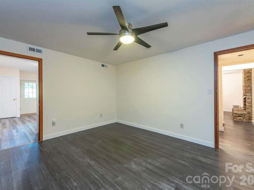 58 Ballantree Drive, Asheville, NC 28803.  MLS# CAR4379084, YatesRealty ID 19453. 