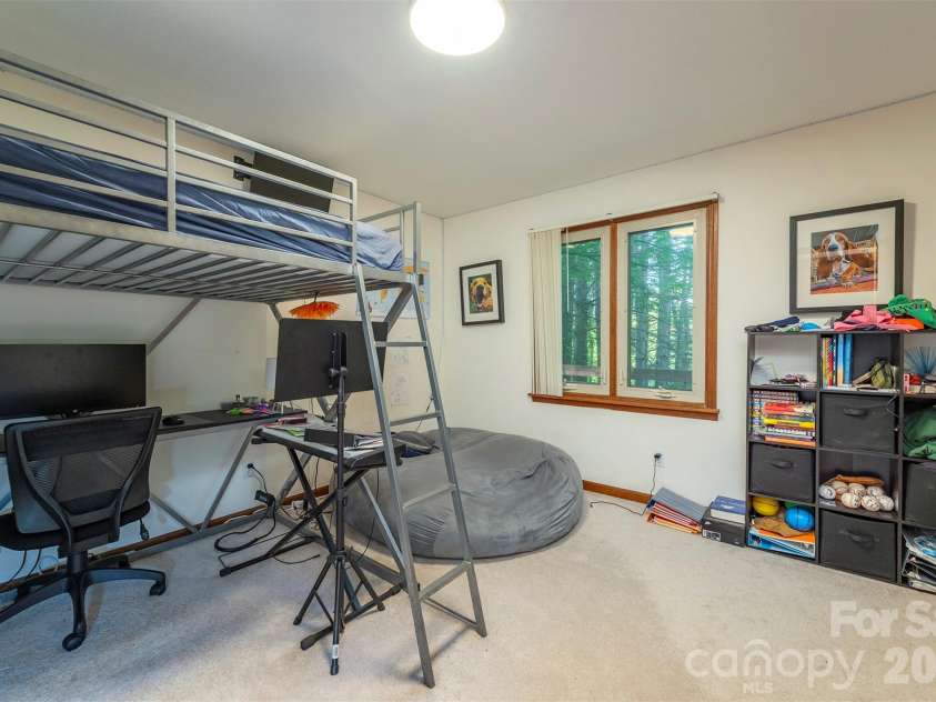 58 Ballantree Drive, Asheville, NC 28803.  MLS# CAR4379084, YatesRealty ID 19453. 