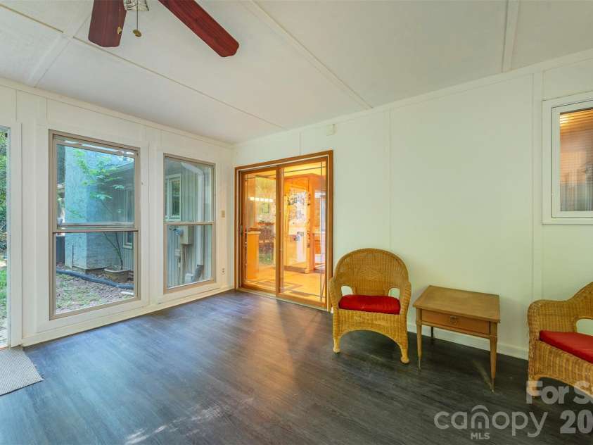 58 Ballantree Drive, Asheville, NC 28803.  MLS# CAR4379084, YatesRealty ID 19453. 