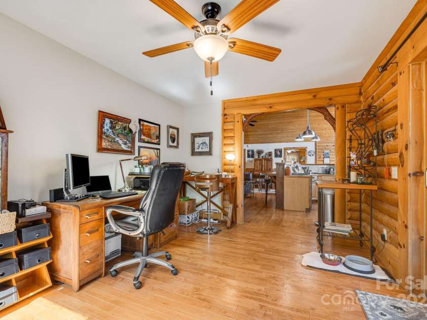 650 Faircrest Lane, Penrose, NC 28766.  MLS# CAR4242109, YatesRealty ID 19454. 