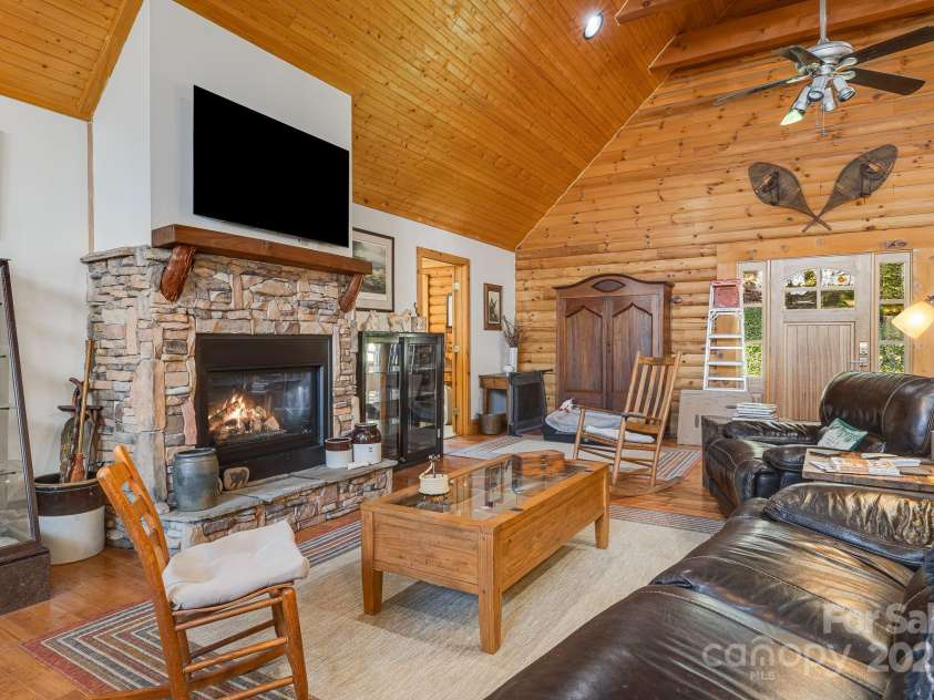 650 Faircrest Lane, Penrose, NC 28766.  MLS# CAR4242109, YatesRealty ID 19454. Fireplace