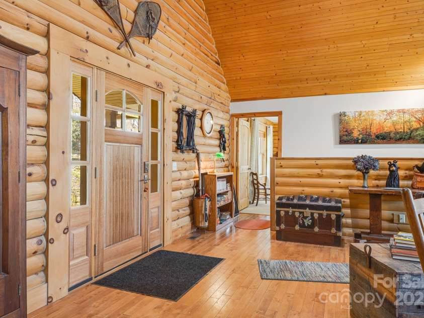 650 Faircrest Lane, Penrose, NC 28766.  MLS# CAR4242109, YatesRealty ID 19454. Front door