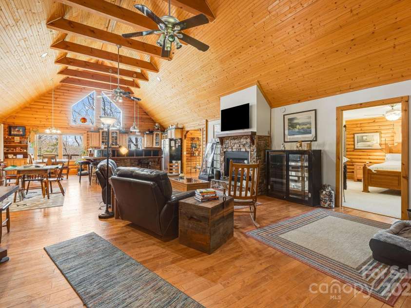 650 Faircrest Lane, Penrose, NC 28766.  MLS# CAR4242109, YatesRealty ID 19454. Vaulted main living area