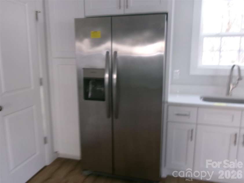 510 Kings Road, Shelby, NC 28150.  MLS# CAR4379117, YatesRealty ID 19455. 
