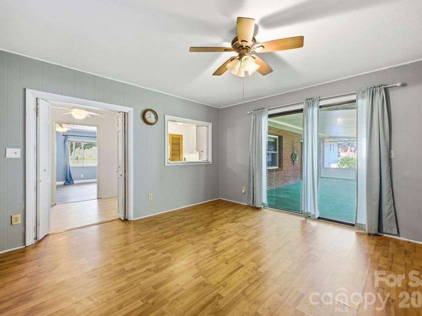 88 Lost Creek Drive, Flat Rock, NC 28731.  MLS# CAR4379124, YatesRealty ID 19456. 