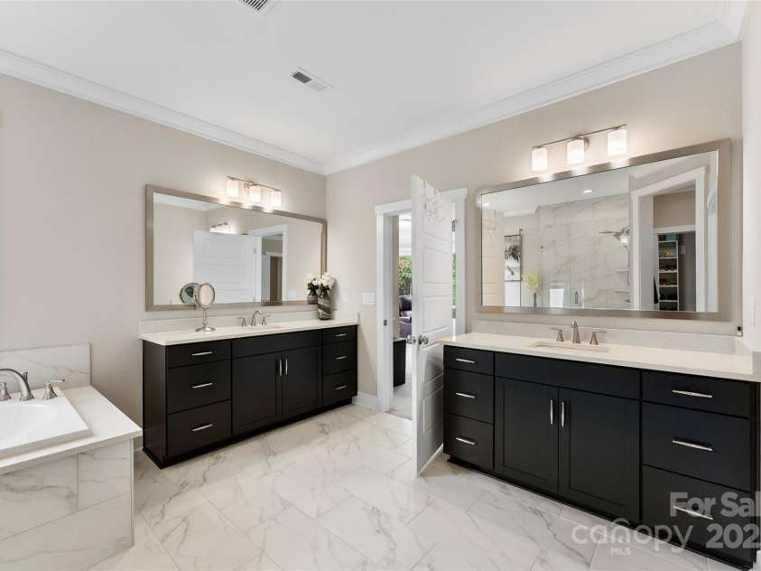 13108 Brooklyn Skylar Way, Huntersville, NC 28078.  MLS# CAR4231833, YatesRealty ID 19457. 