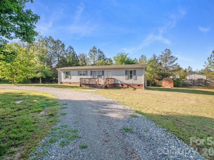 728 Preston Brooks Drive, Catawba, SC 29704.  MLS# CAR4379134, YatesRealty ID 19458. 