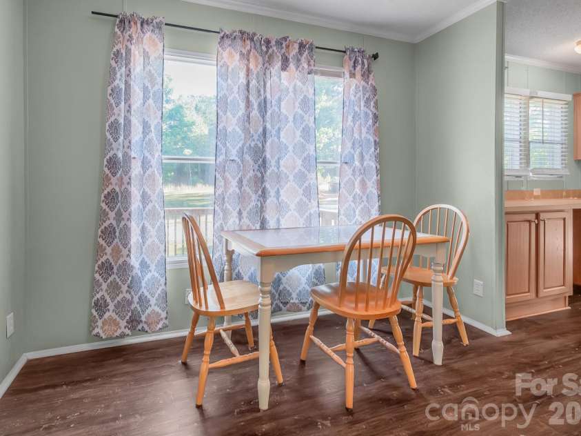 728 Preston Brooks Drive, Catawba, SC 29704.  MLS# CAR4379134, YatesRealty ID 19458. Dining Area