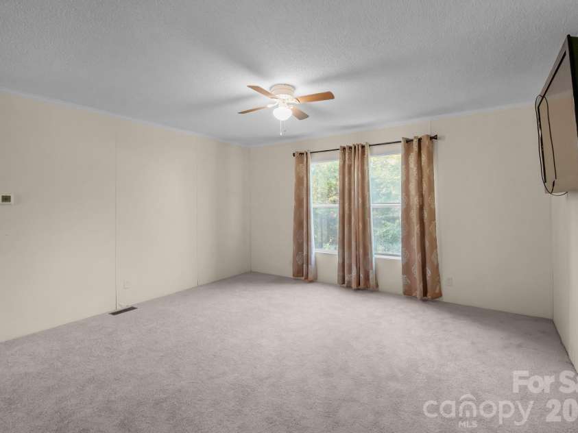 728 Preston Brooks Drive, Catawba, SC 29704.  MLS# CAR4379134, YatesRealty ID 19458. Living Room