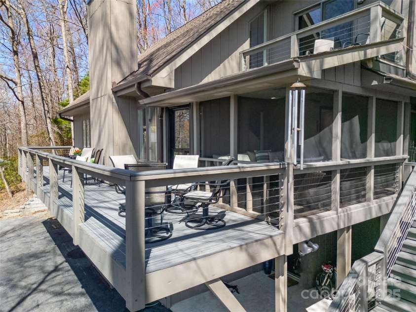 45 Atsadi Court, Brevard, NC 28712.  MLS# CAR4243436, YatesRealty ID 19459. 