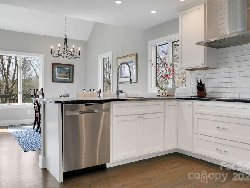 45 Atsadi Court, Brevard, NC 28712.  MLS# CAR4243436, YatesRealty ID 19459. 