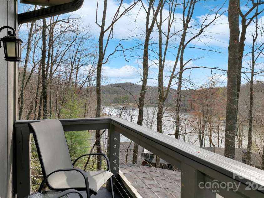 45 Atsadi Court, Brevard, NC 28712.  MLS# CAR4243436, YatesRealty ID 19459. 