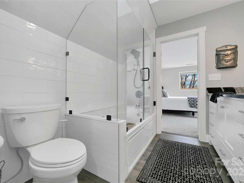 45 Atsadi Court, Brevard, NC 28712.  MLS# CAR4243436, YatesRealty ID 19459. 