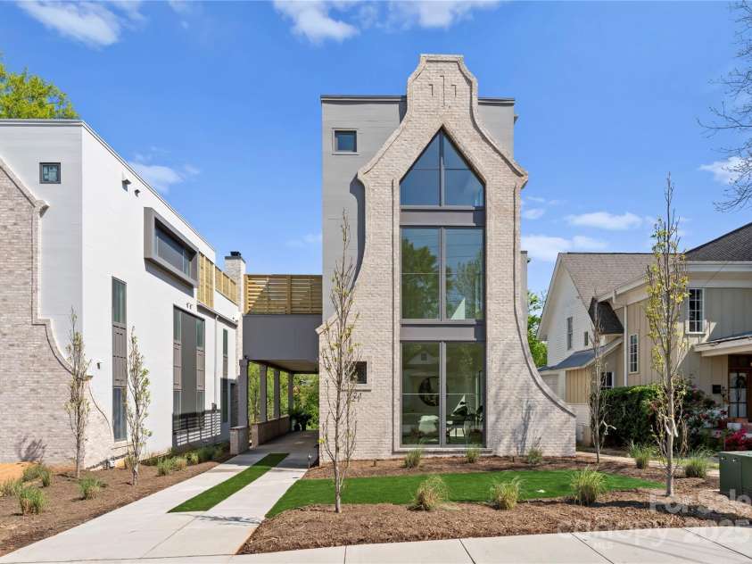 721 Charles Avenue, Charlotte, NC 28205.  MLS# CAR4247722, YatesRealty ID 19460. 