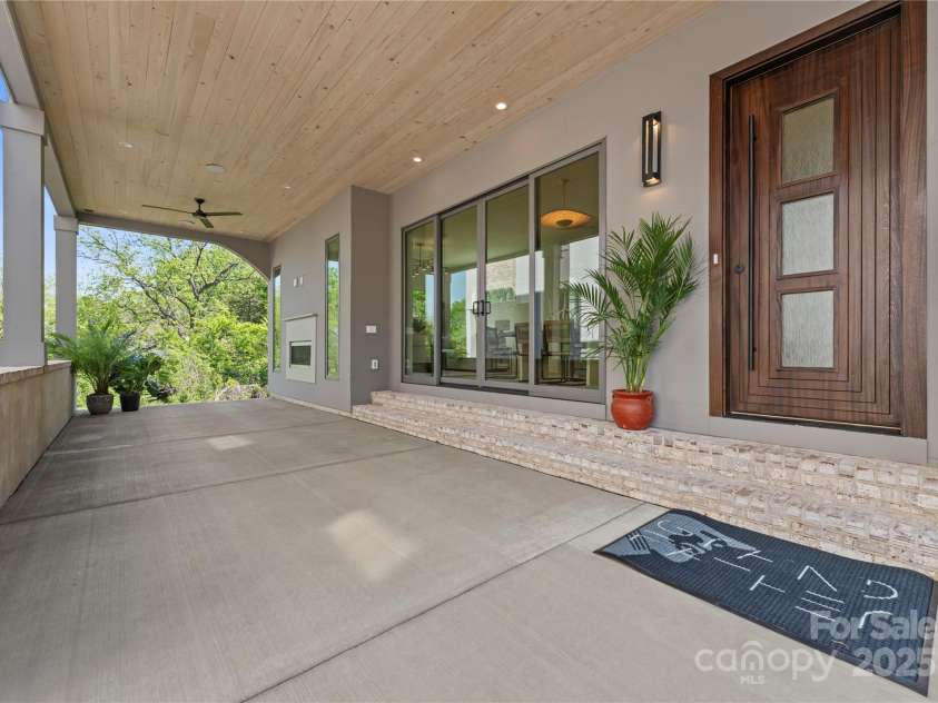 721 Charles Avenue, Charlotte, NC 28205.  MLS# CAR4247722, YatesRealty ID 19460. 