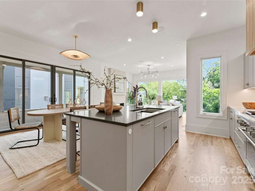 721 Charles Avenue, Charlotte, NC 28205.  MLS# CAR4247722, YatesRealty ID 19460. 