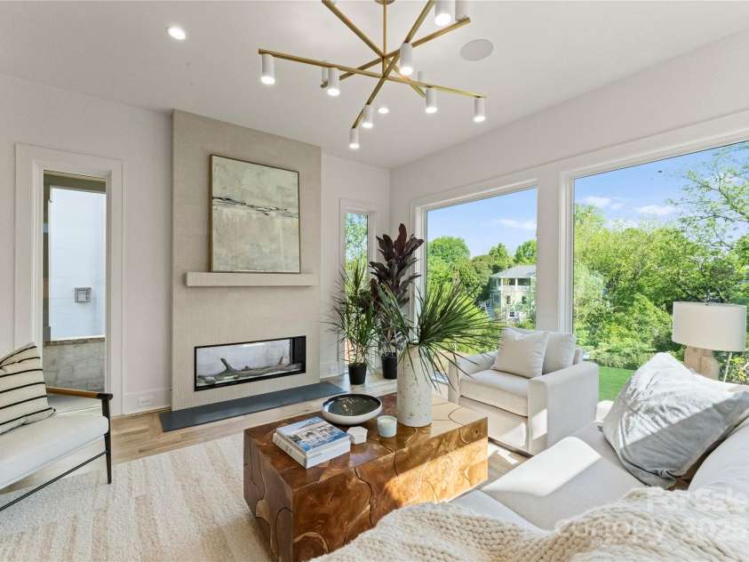 721 Charles Avenue, Charlotte, NC 28205.  MLS# CAR4247722, YatesRealty ID 19460. 