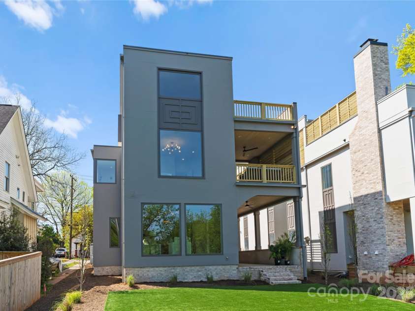 721 Charles Avenue, Charlotte, NC 28205.  MLS# CAR4247722, YatesRealty ID 19460. 