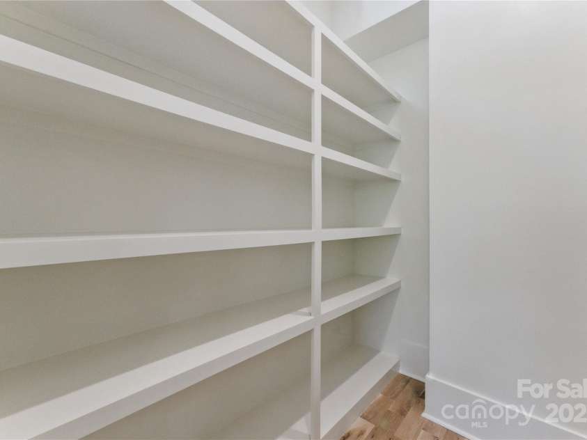 721 Charles Avenue, Charlotte, NC 28205.  MLS# CAR4325616, YatesRealty ID 19460. 