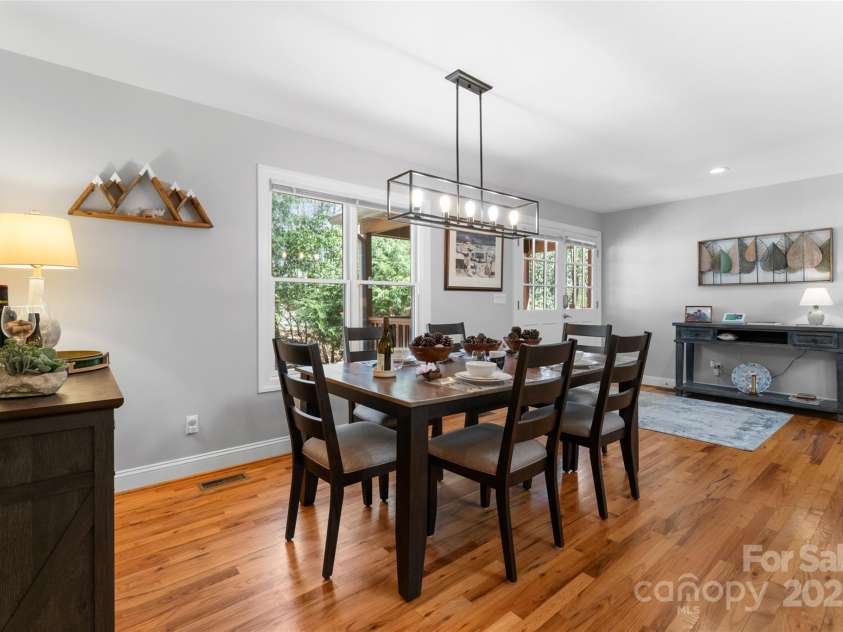 226 Ogana Court, Brevard, NC 28712.  MLS# CAR4244651, YatesRealty ID 19461. 