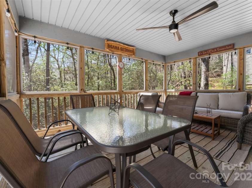 226 Ogana Court, Brevard, NC 28712.  MLS# CAR4244651, YatesRealty ID 19461. 