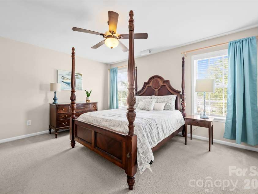 11229 Palomar Mountain Drive, Charlotte, NC 28278.  MLS# CAR4379224, YatesRealty ID 19463. Master Bedroom