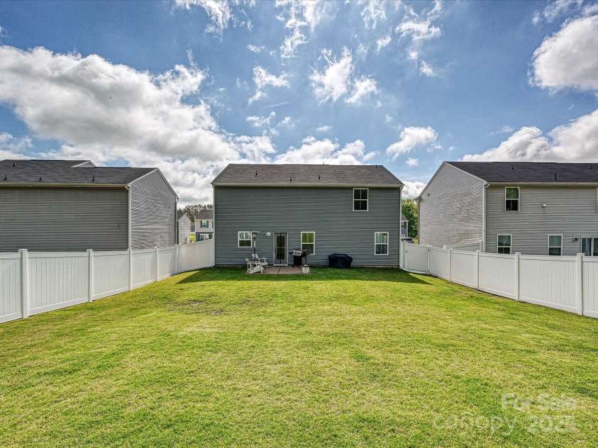 665 Pointe Andrews Drive, Concord, NC 28025.  MLS# CAR4256735, YatesRealty ID 19464. 