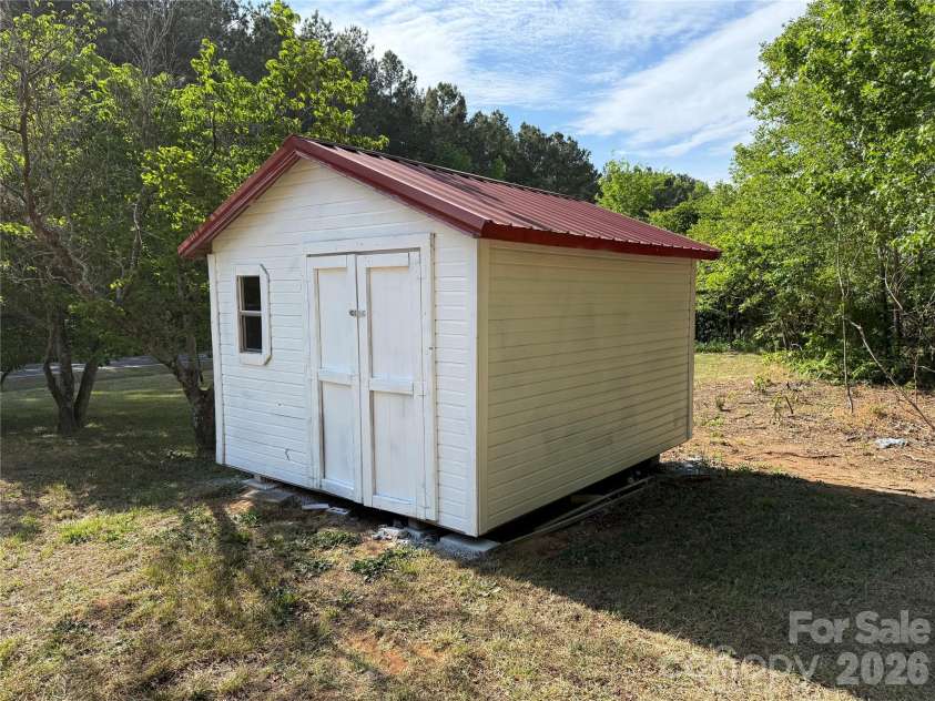 878 Stanback Ferry Road, Lilesville, NC 28091.  MLS# CAR4379269, YatesRealty ID 19465. 