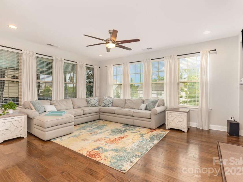 14228 Twin Eagles Lane, Charlotte, NC 28278.  MLS# CAR4260102, YatesRealty ID 19467. 