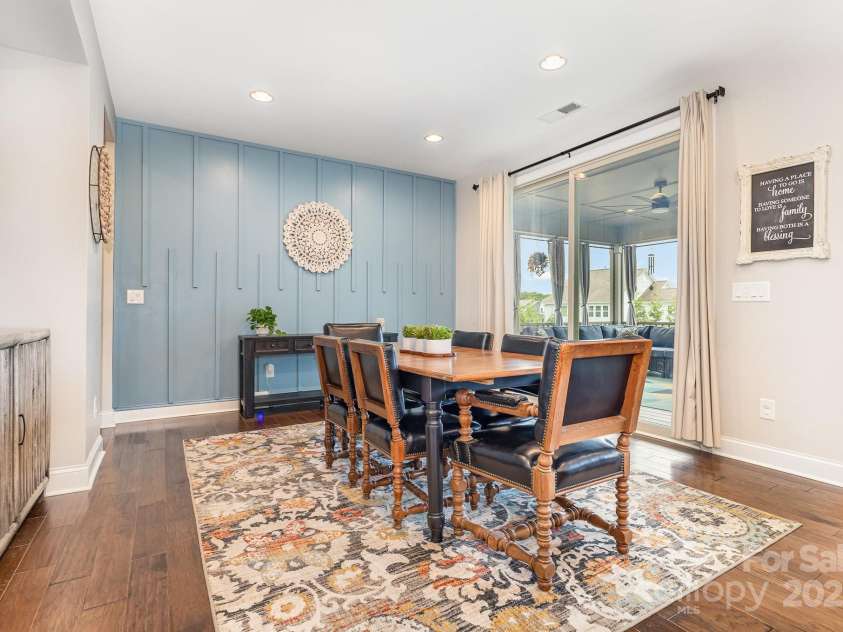 14228 Twin Eagles Lane, Charlotte, NC 28278.  MLS# CAR4260102, YatesRealty ID 19467. 